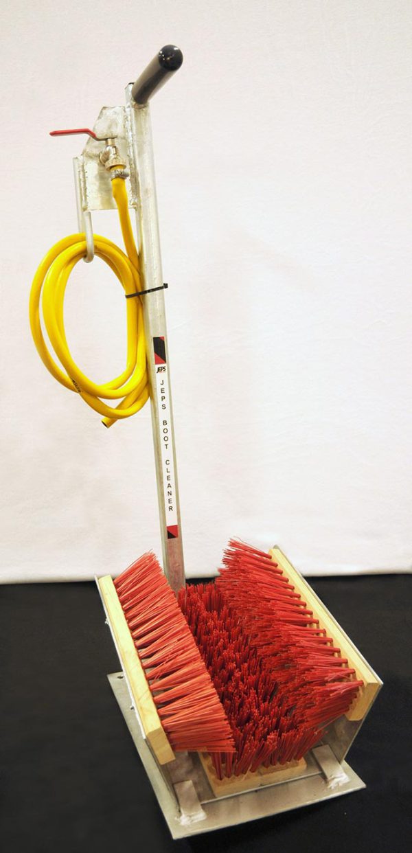 Boot Cleaner with Wooden Brushes, Tap and Hose - Image 3