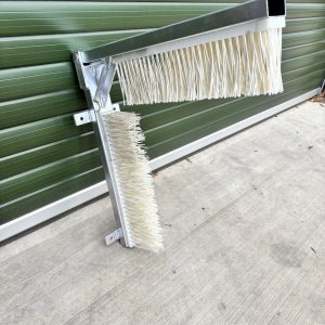 Scratching Brush